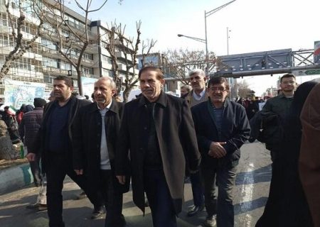 امام امت به ملت هویت داد