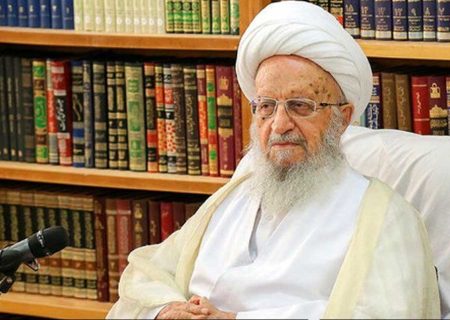 اکثر مشکلات جامعه به واسطه تجمل گرایی است