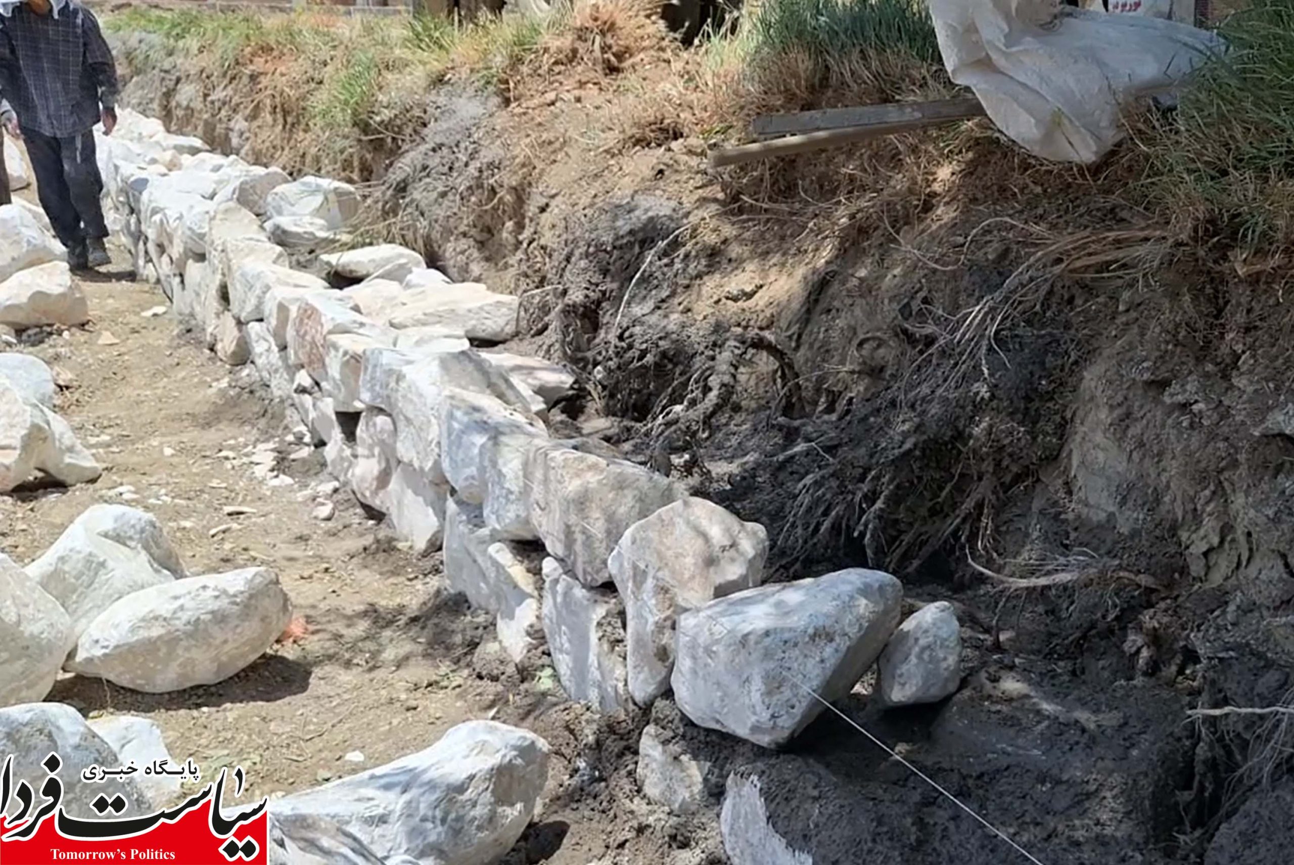 ایمن سازی کانال هرز آب در گلپایگان/ فیلم