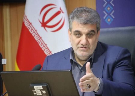 انتقاد تند استاندار سمنان از بانک‌ها و ضرب‌الاجل یک ماهه برای تعیین‌تکلیف تسهیلات