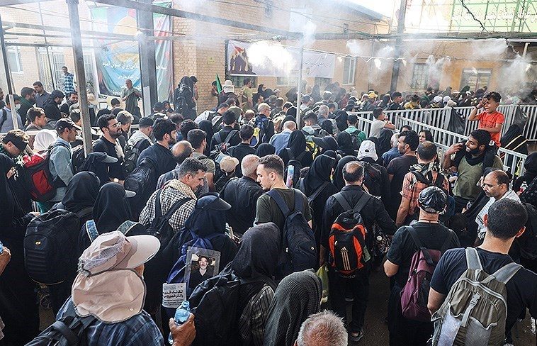 رکورد تردد از مرز مهران شکسته شد / مرزهای خسروی، باشماق و تمرچین آمادهاند